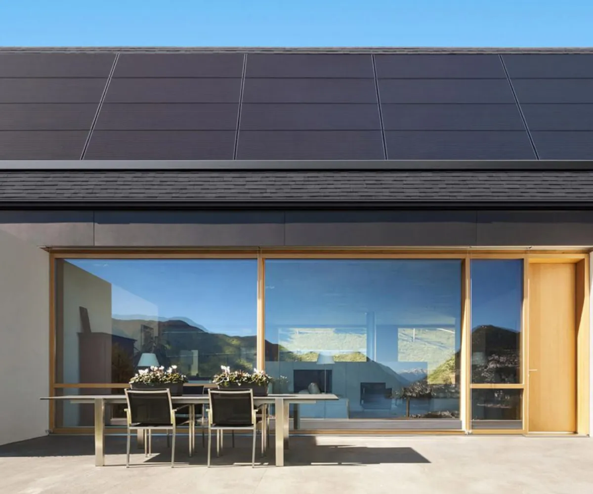 All black solar panels Wollongong