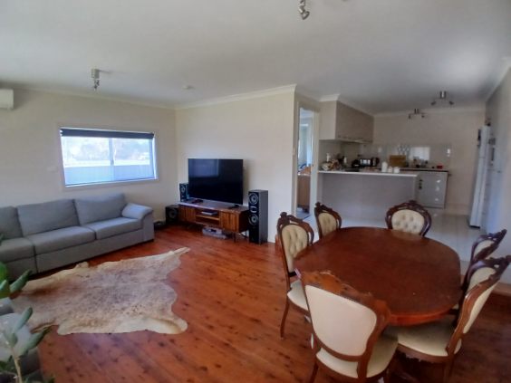 interior painting, lounge room in Helensburg