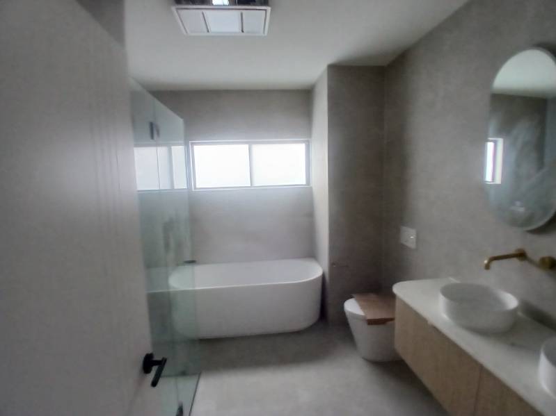 Rob's Painting & Decorating exterior house painting in Wollongong