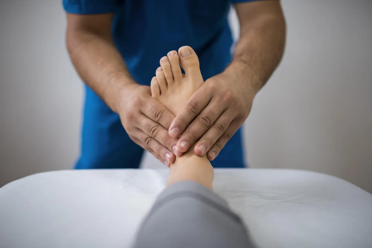 Plantar Fasciitis Treatment | Connecticut Disc and Laser Therapy Centers