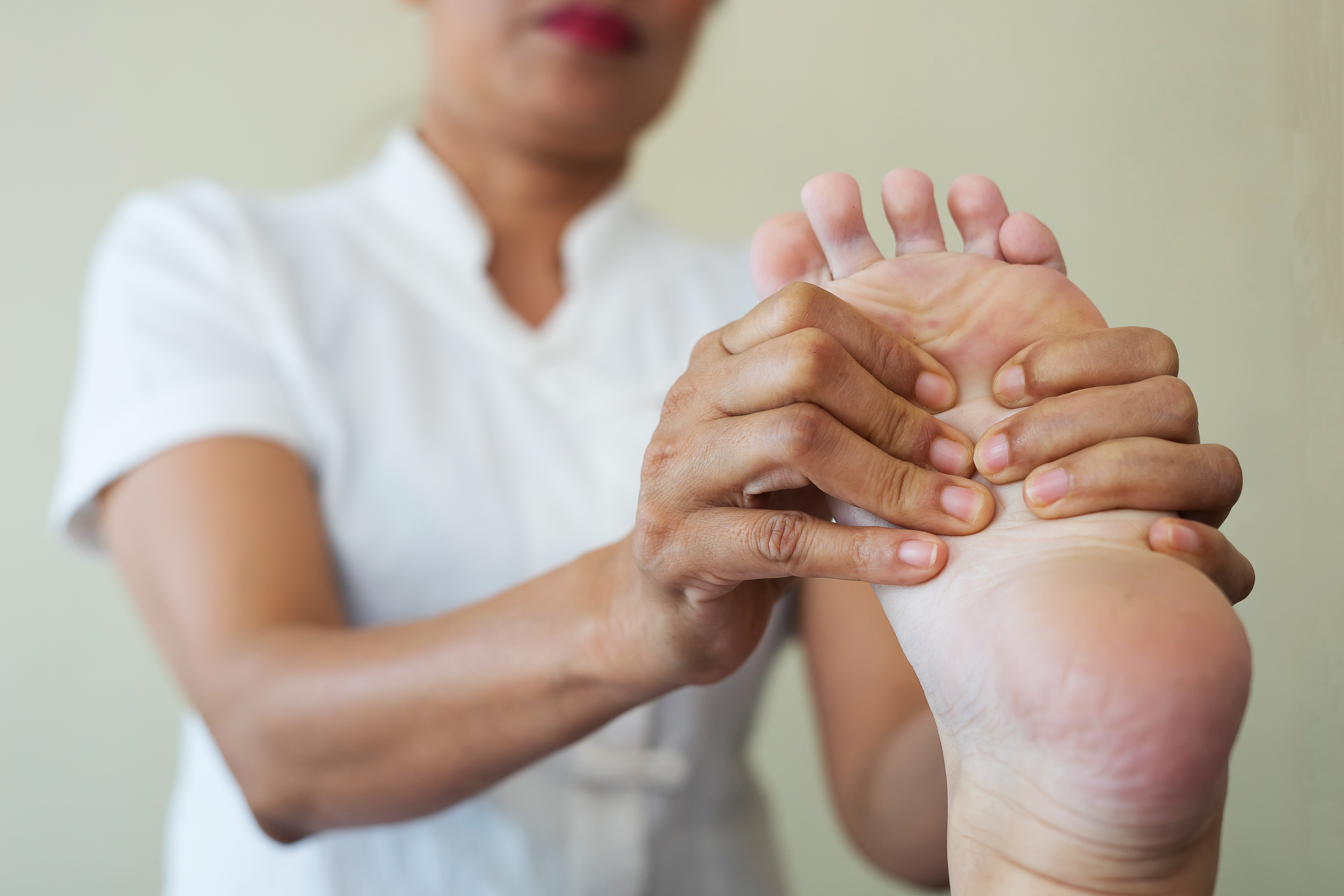 Plantar Fasciitis Treatment | Connecticut Disc and Laser Therapy Centers