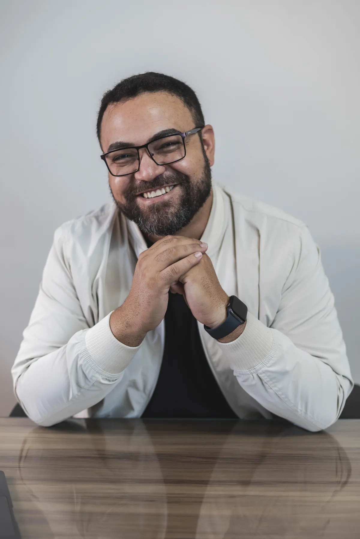 Foto profissional do psicólogo Prof. Sérgio Silva