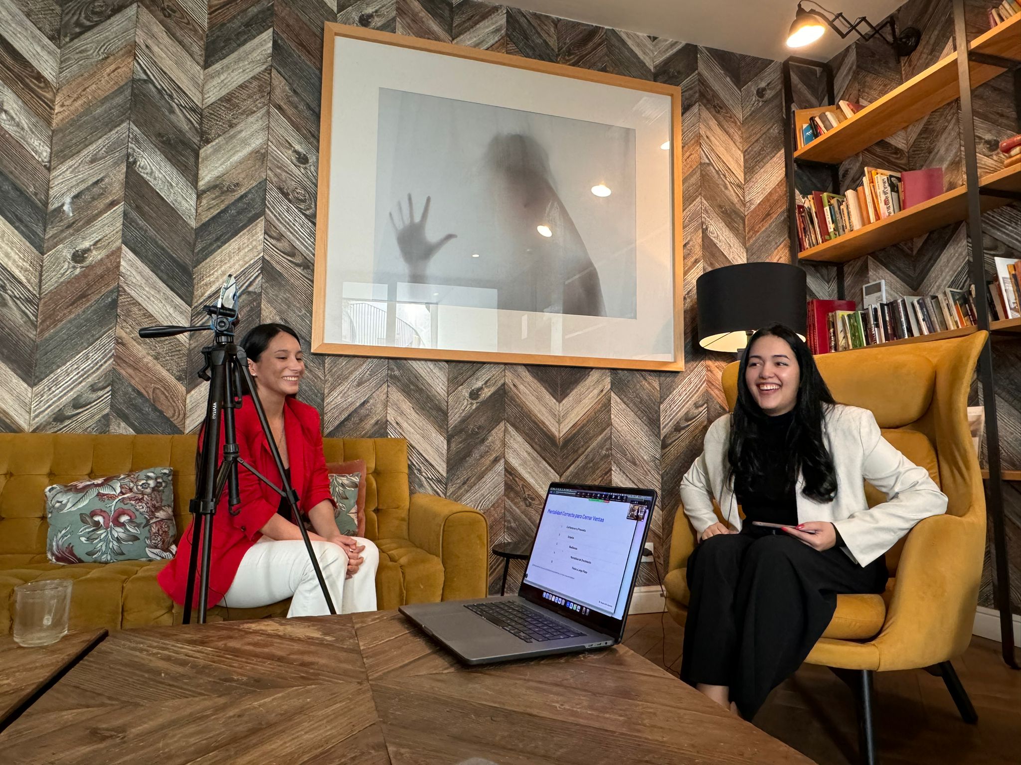 Qué es ser closer de ventas: la profesión que está cambiando la forma en que las mujeres ganan dinero online - Copy