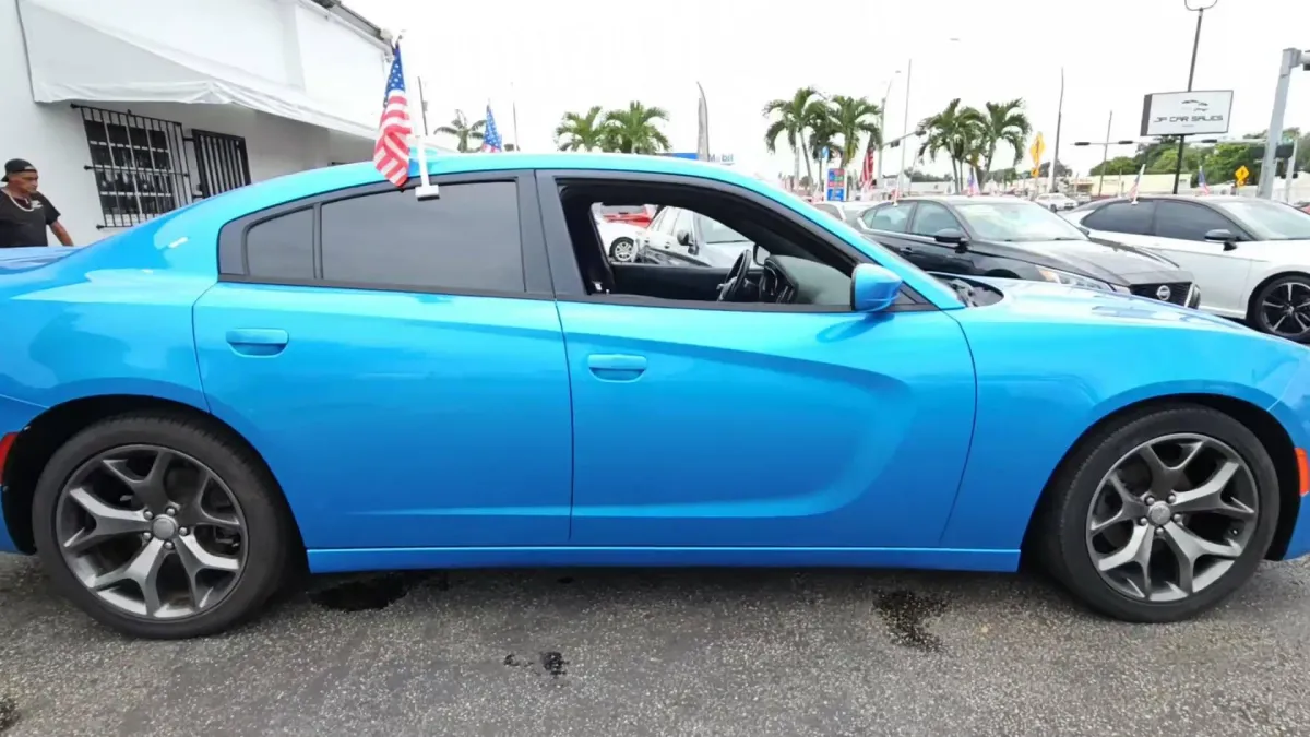 2015 Dodge Charger SXT