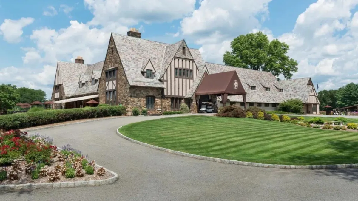 North Jersey Concrete builds and installs driveway