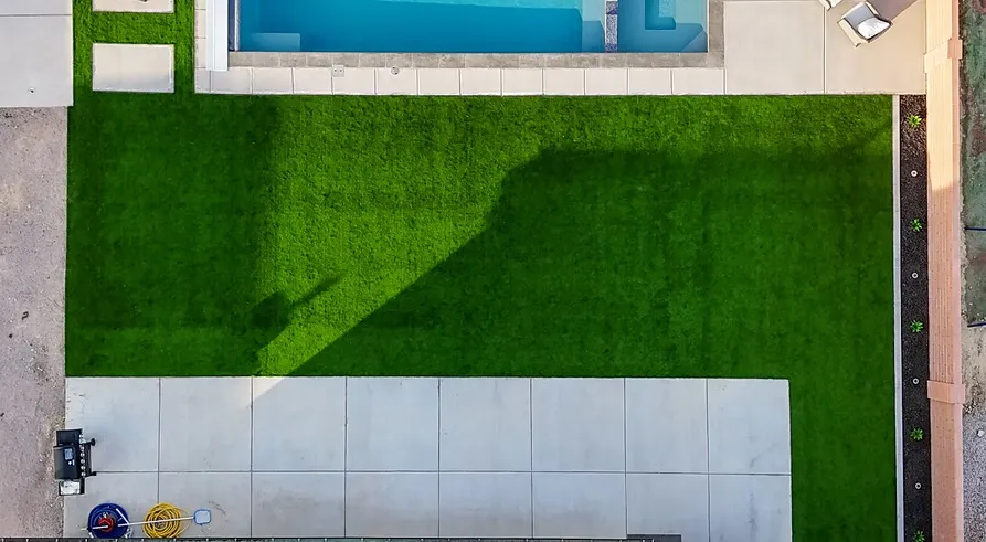 Synthetic Grass vs. Real Grass: What St. George Homeowners Need to Know