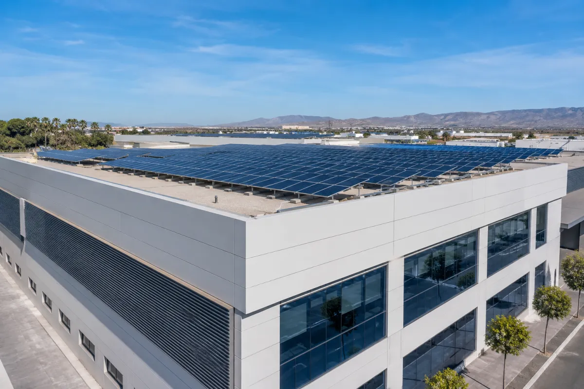 paneles solares en empresa en Almería
