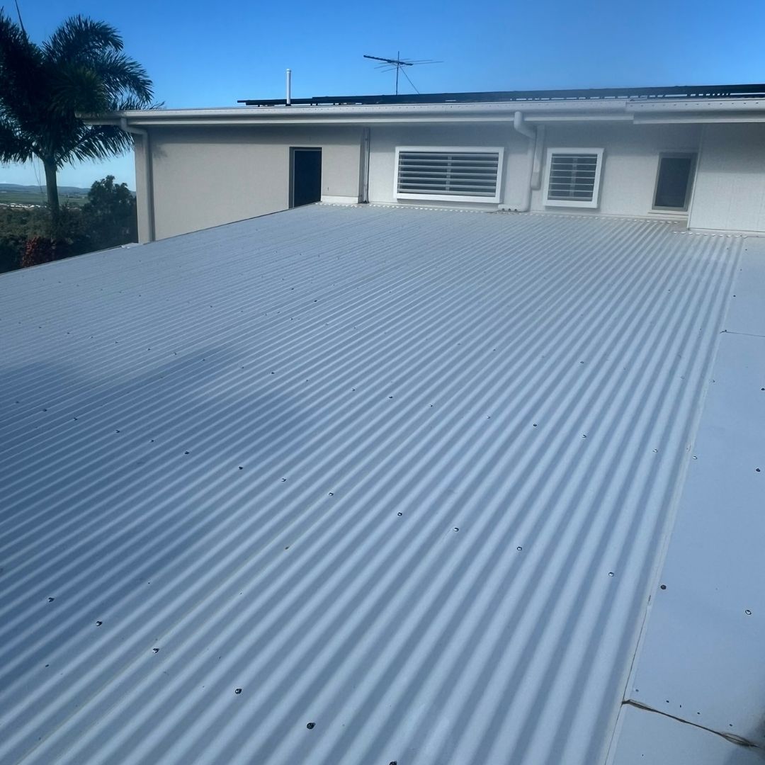 Roof cleaning Gold Coast removing mould and lichen from tiled roof