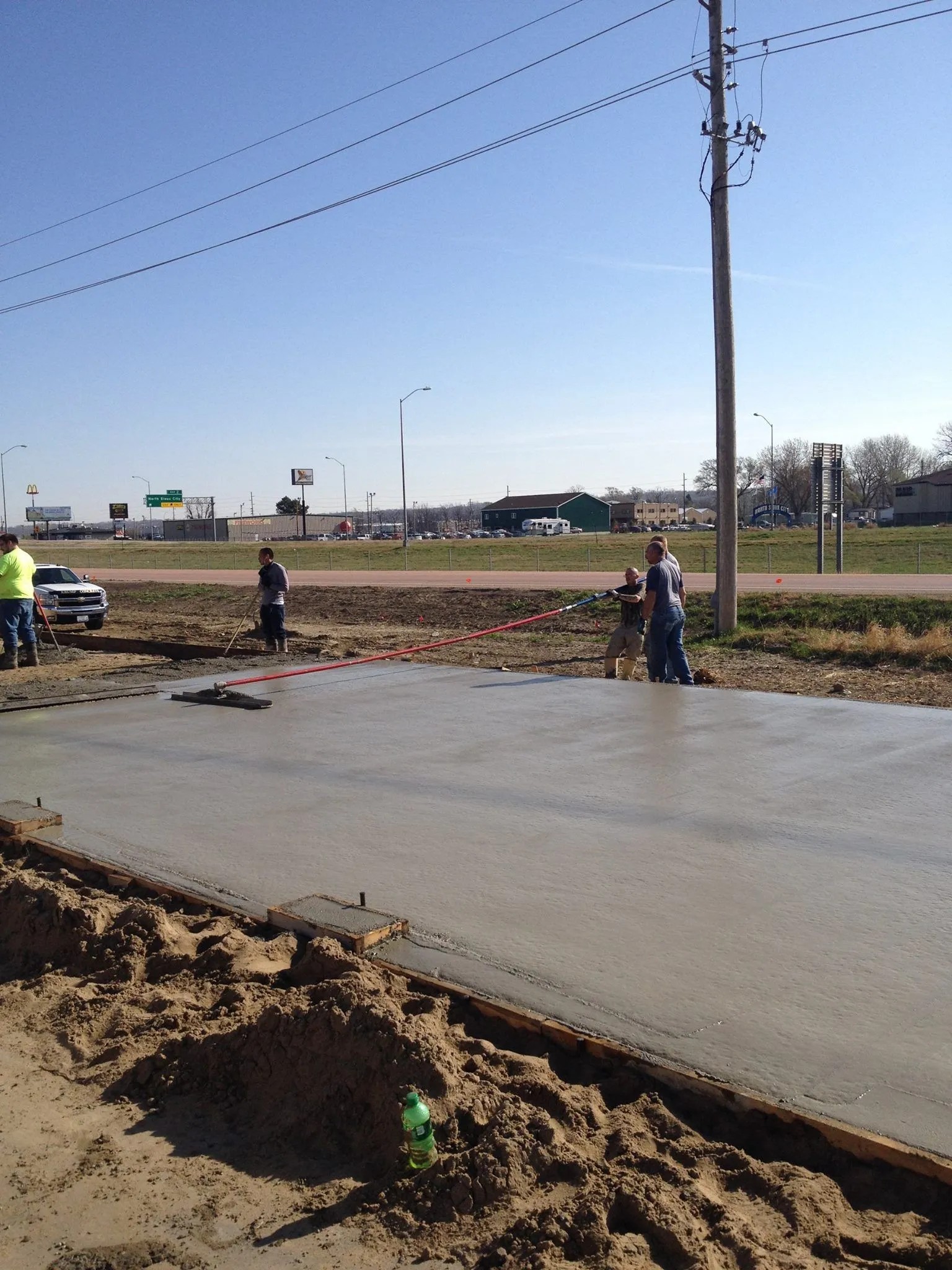 Sioux Falls Concrete levels sidewalks.