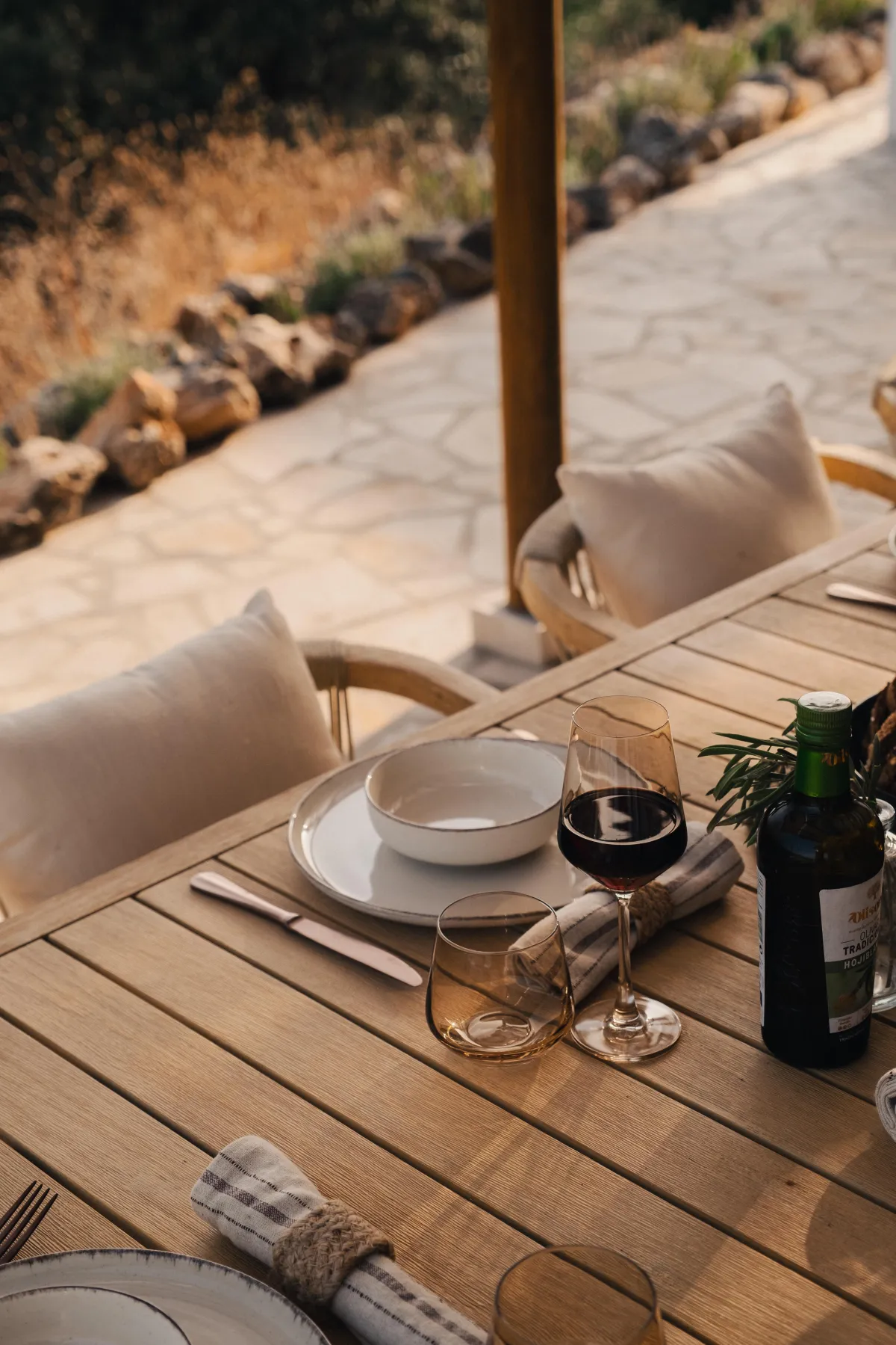 Modern kitchen with oven, dishwasher and coffee maker in Villa
