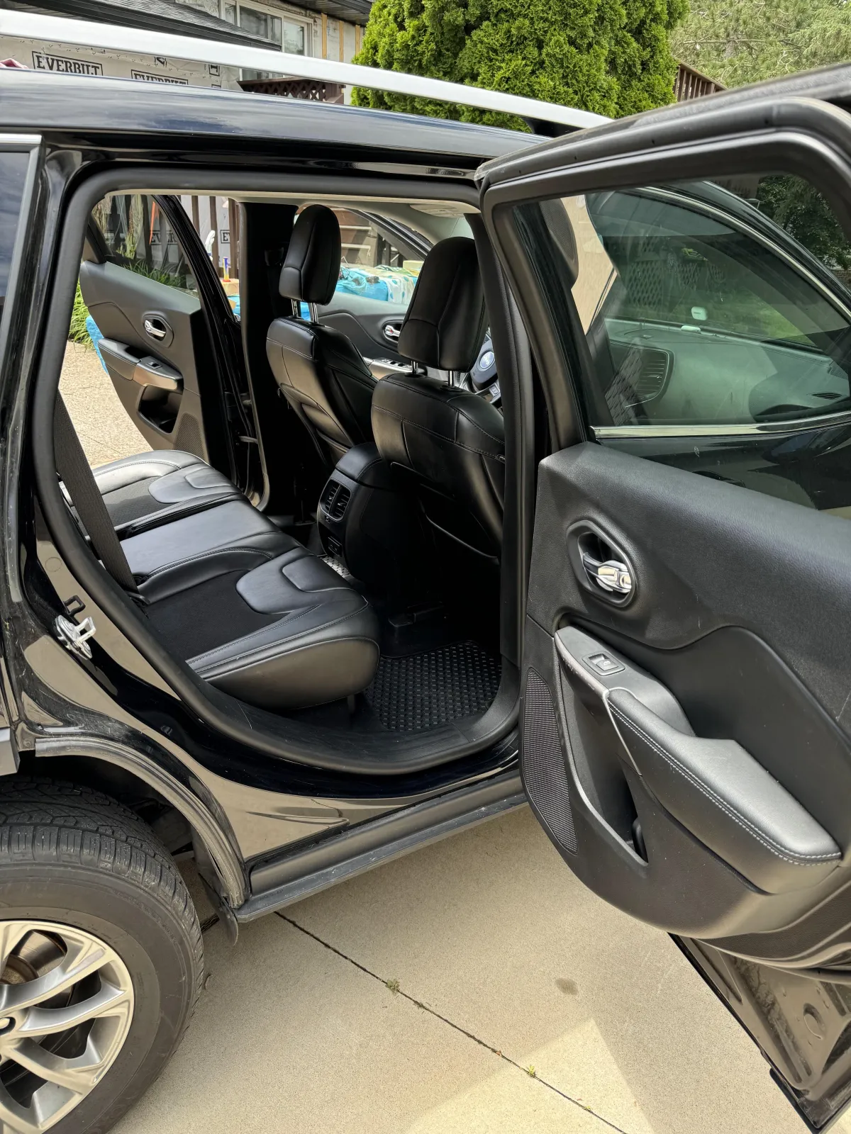 Full detail with steam cleaning - local mobile service