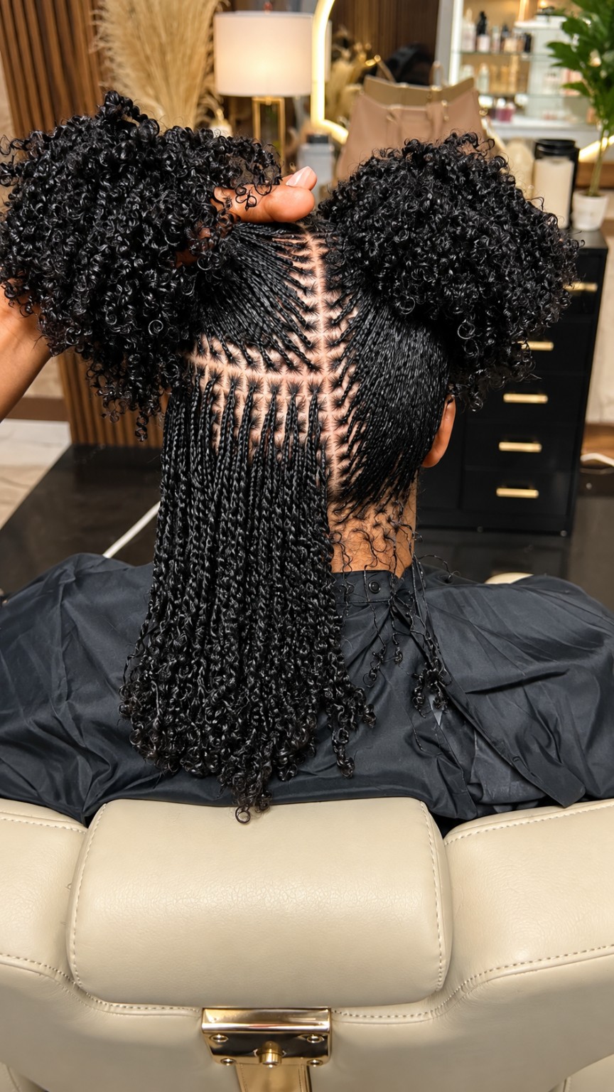 High resolution visual of clean geometric grid parting and flawless hair separation