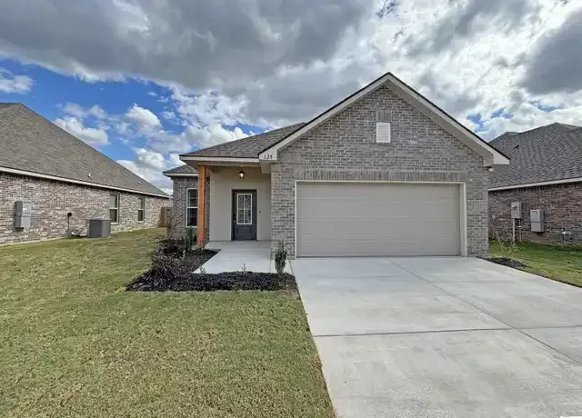 Monroe Concrete builds and installs Patio