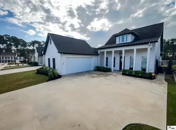 Monroe Concrete builds and install slab