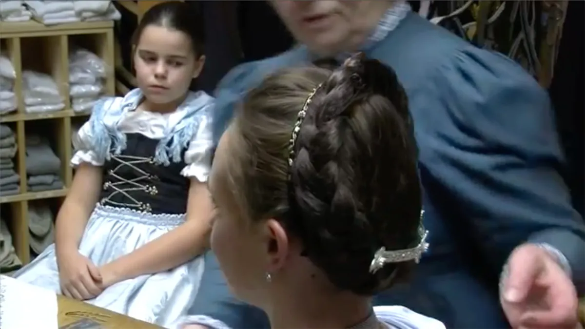 Rosmarie's Traditional Costume Round Episode 1 - Gretl hairstyle