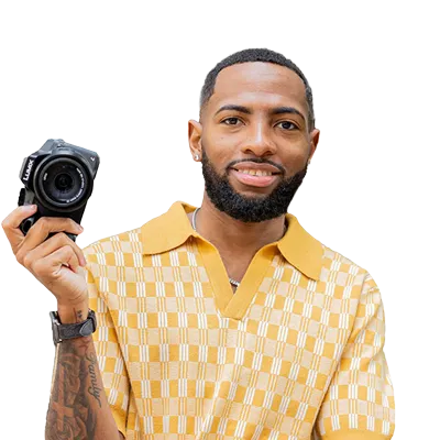 Real estate photographer Yadiel from Woodstock – Agents Choice Media