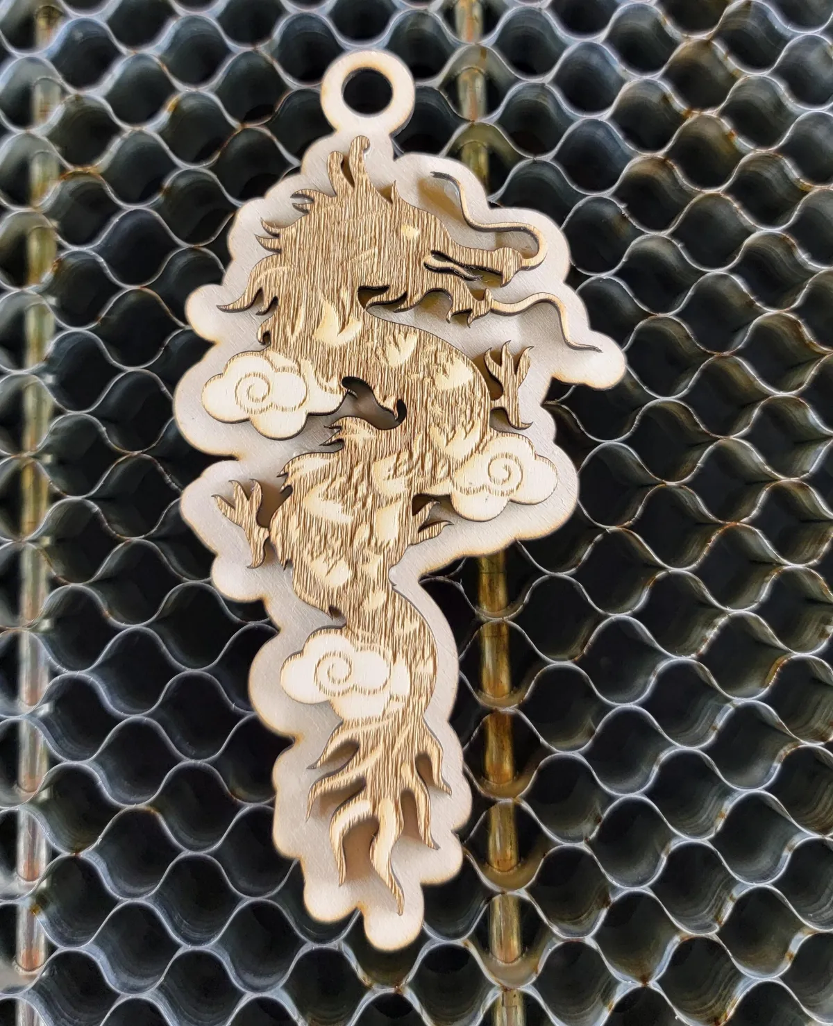 Lasr cutting and engraving