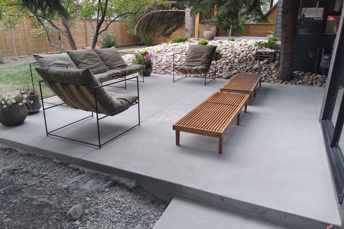 Madera Concrete builds and installs patios.