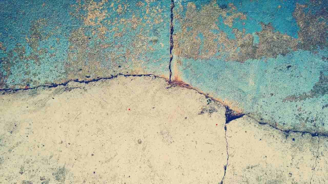 cracked concrete