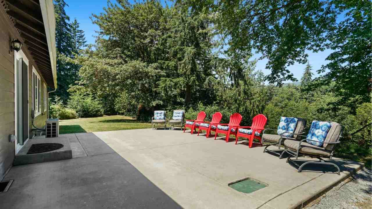 concrete patio vs. paver patio
