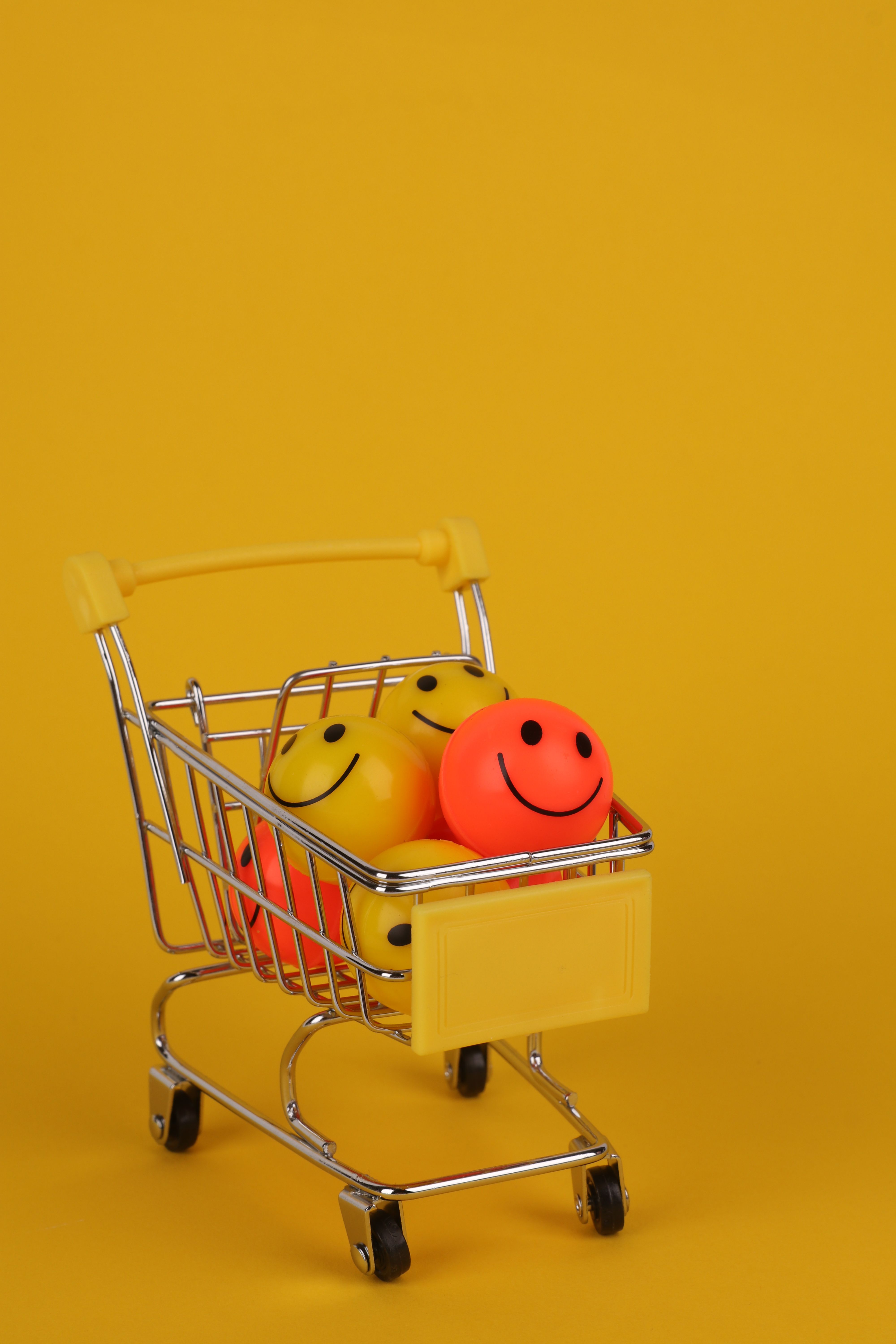 dialika distribution and development works to get your products sold