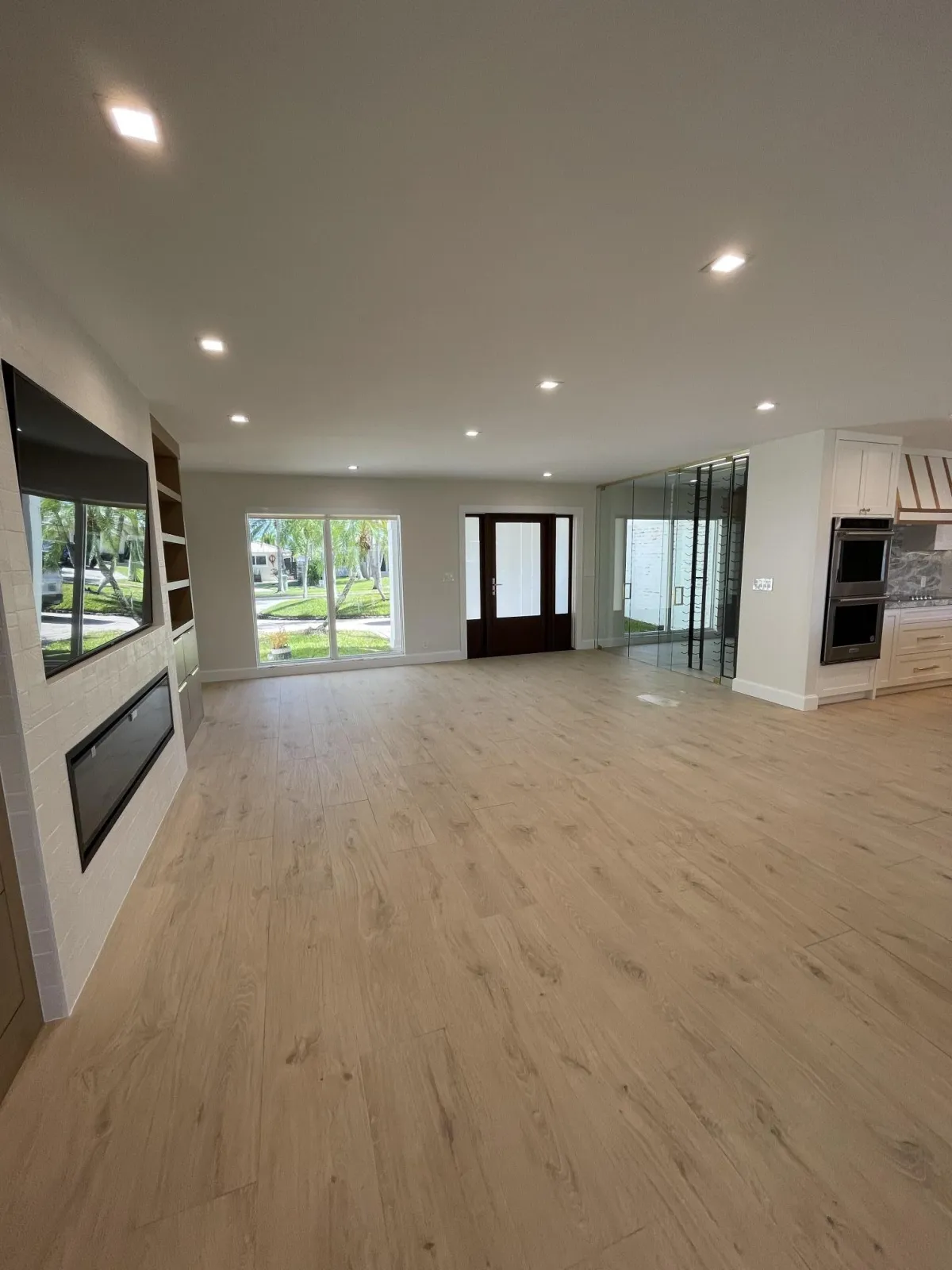 flooring company Pompano Beach