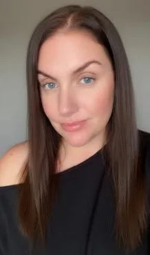portrait image of Jenna Paszkowski-Turner social media nft
