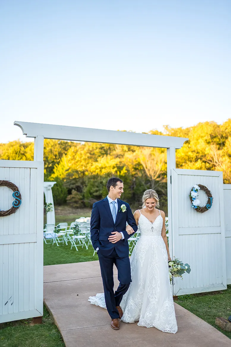 How to Read a Tulsa Wedding Venue Contract Before You Sign