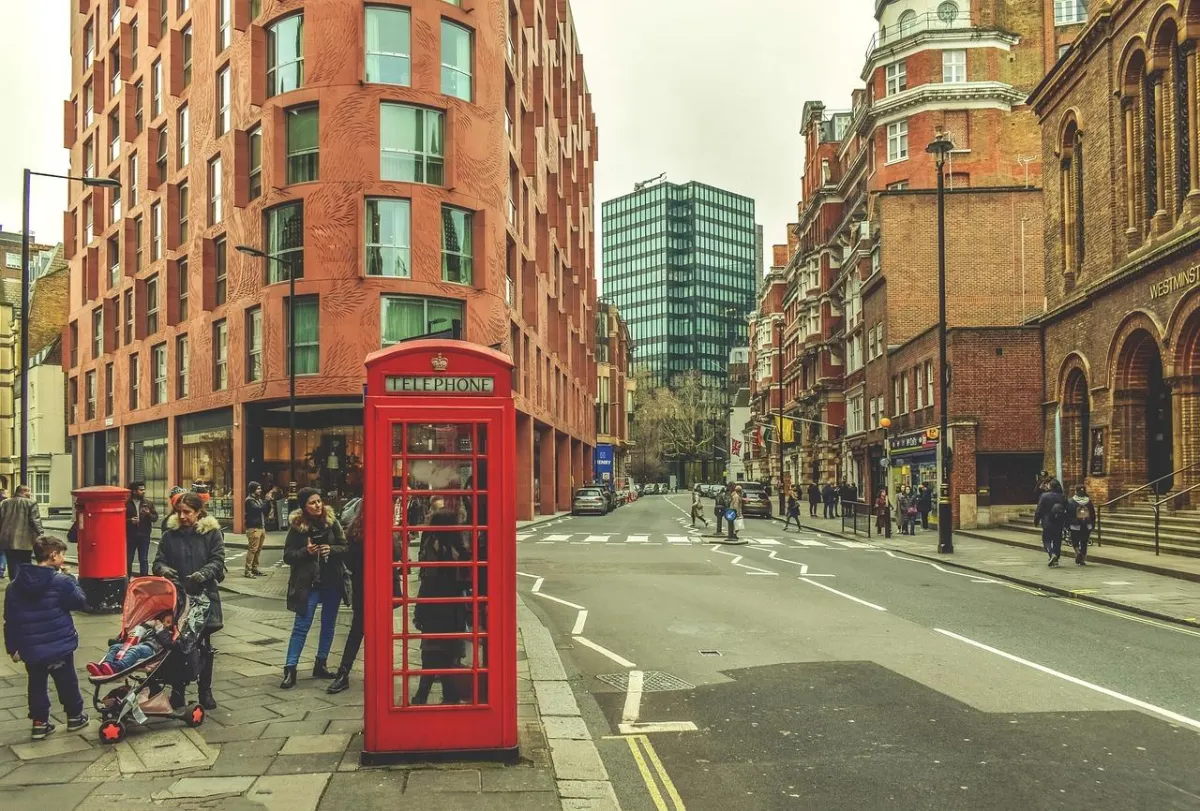 moving to UK for work in nhs healthcar
