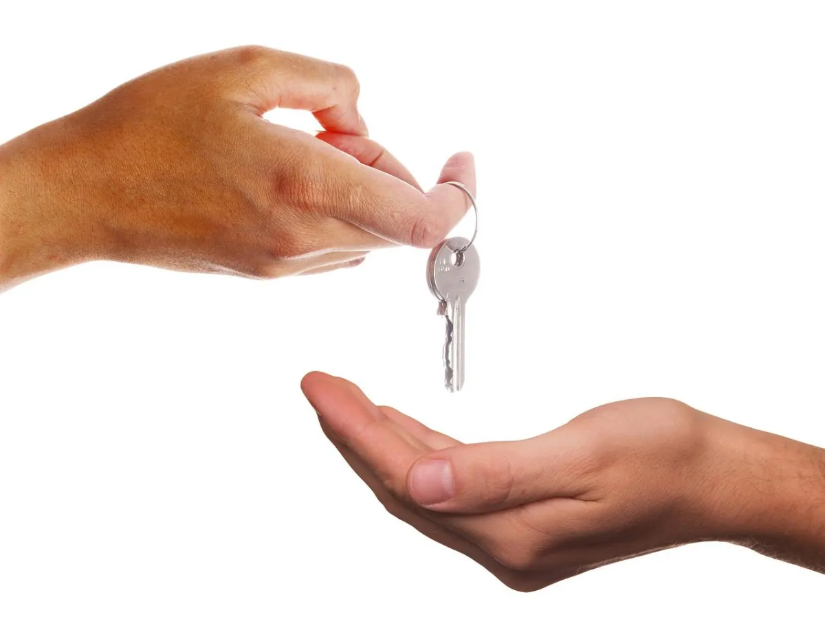 tips for landlords wanting to rent to NHS and public sector keyworkers