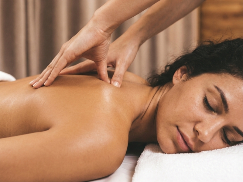 Strong sports massage at Ok Thai Spa & Nails for muscle recovery, injury prevention, and improved physical performance