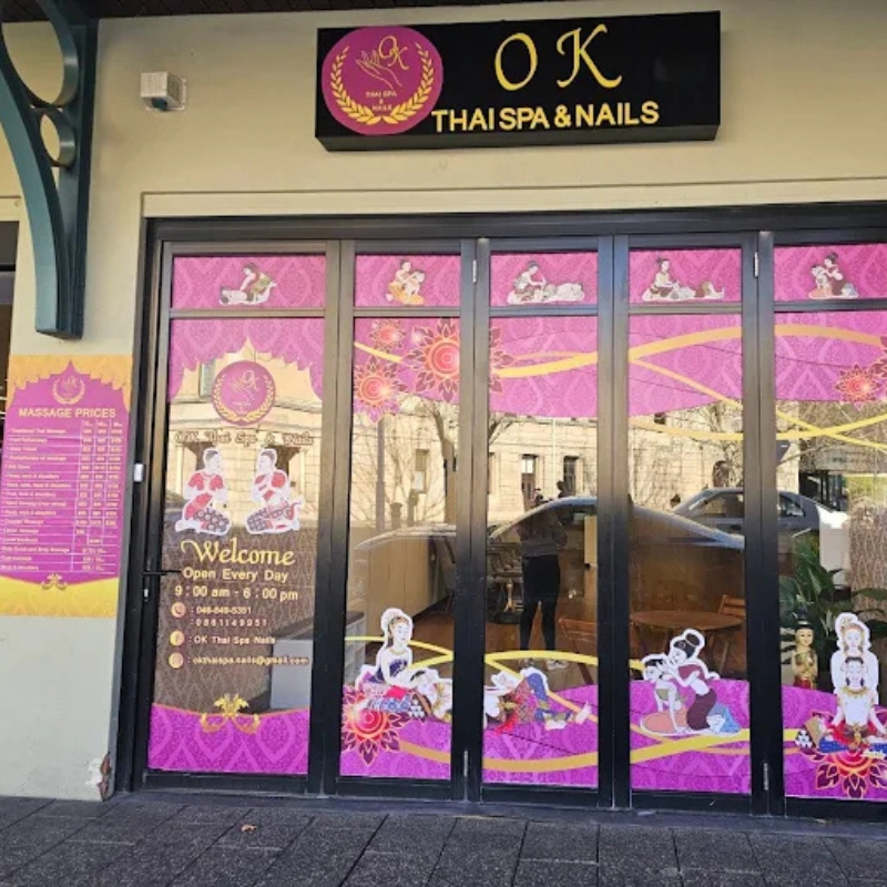 Relaxing foot spa and reflexology stations
