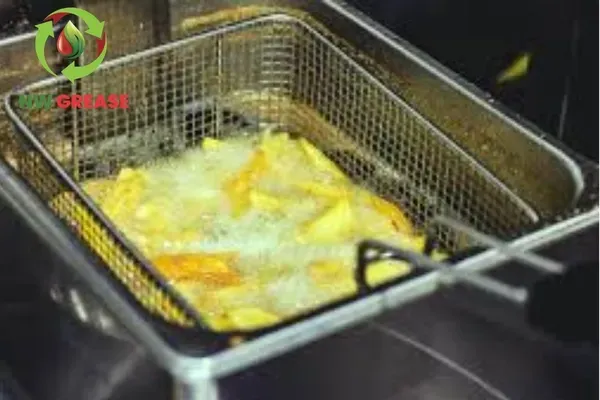 The Benefits of Partnering With a Local Oil Recycler vs. Big National Brands