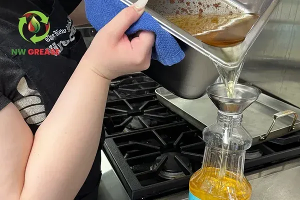 How to Prevent Drain Clogs With Better Fryer Oil Management