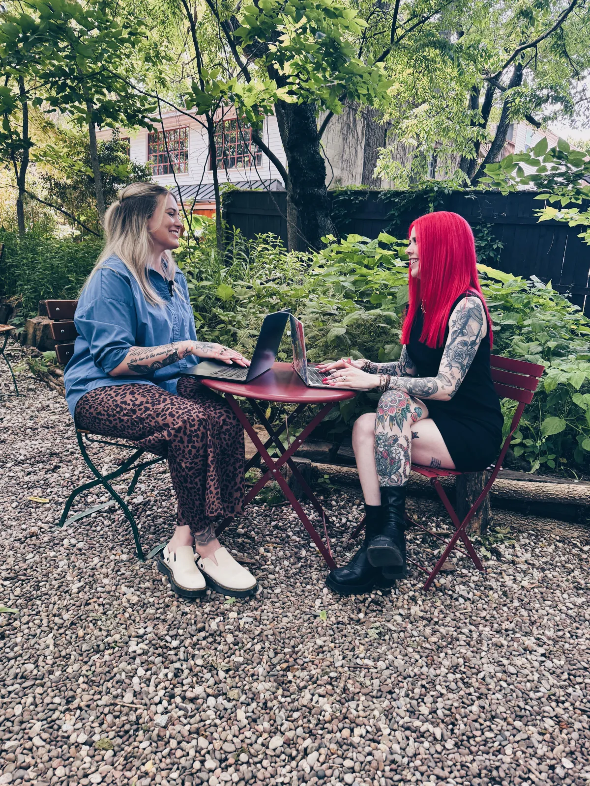 Creative entrepreneurs working together in the Flourish + Raid community