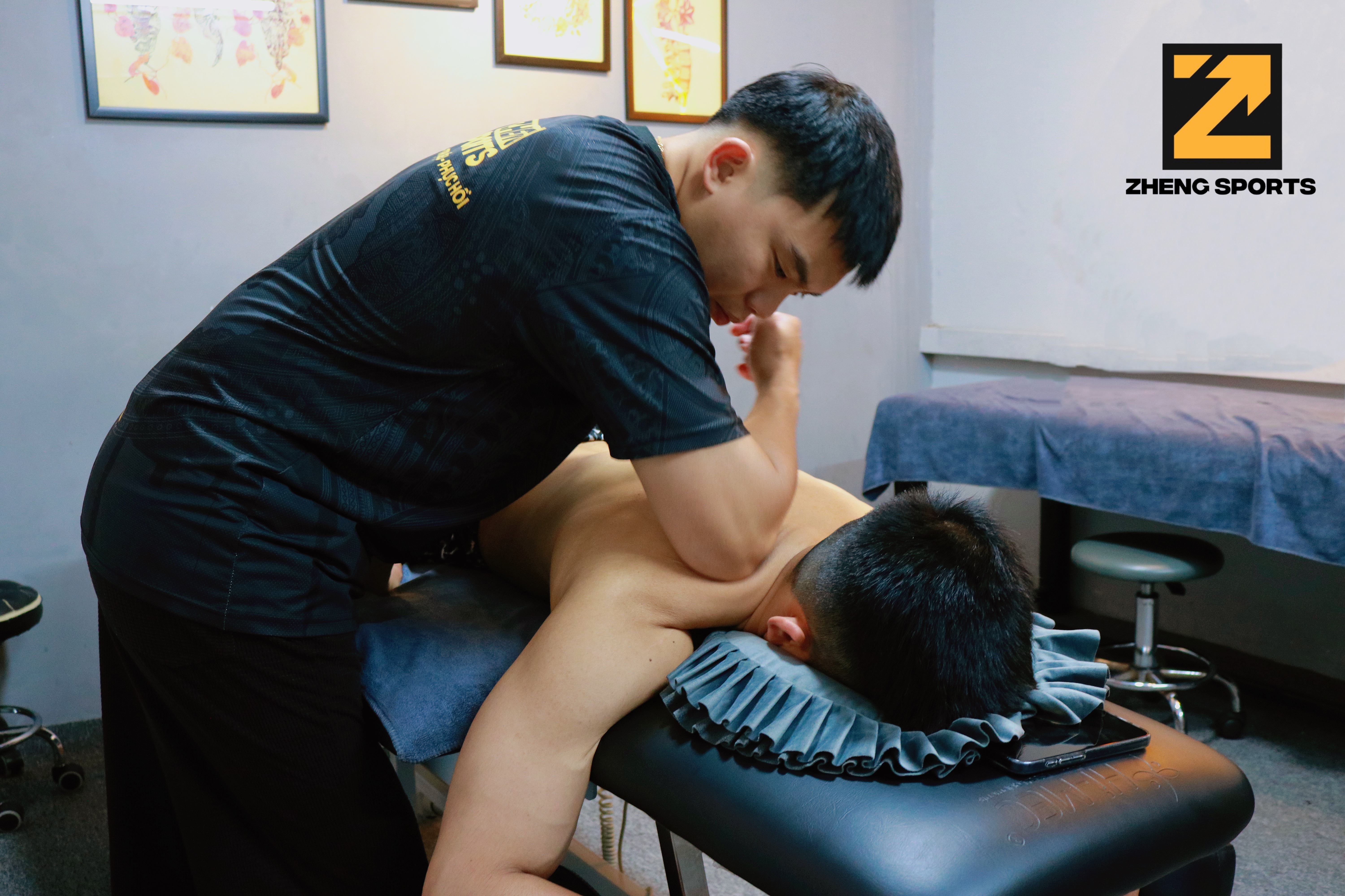 Điêu trị đau cổ vai gáy cho khách