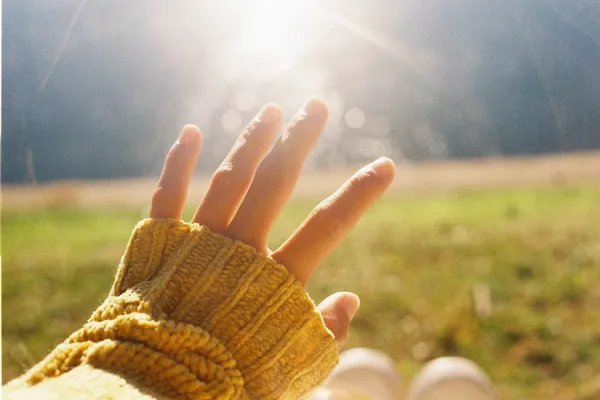 HOW MANY FINGERS POINT TO GOD