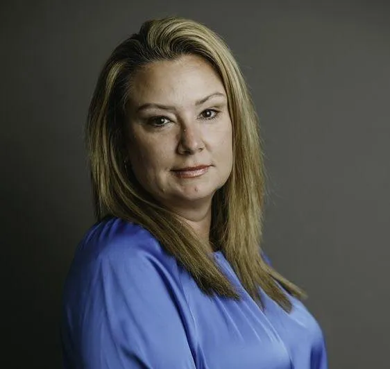 Arlene Dean, loan officer at First Home Mortgage, helping clients with VA and home loan solutions.