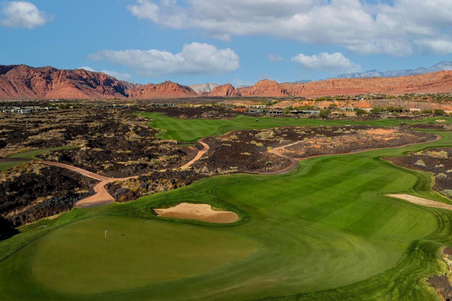 Luxury homes in Entrada St George Utah with golf course and red rock views