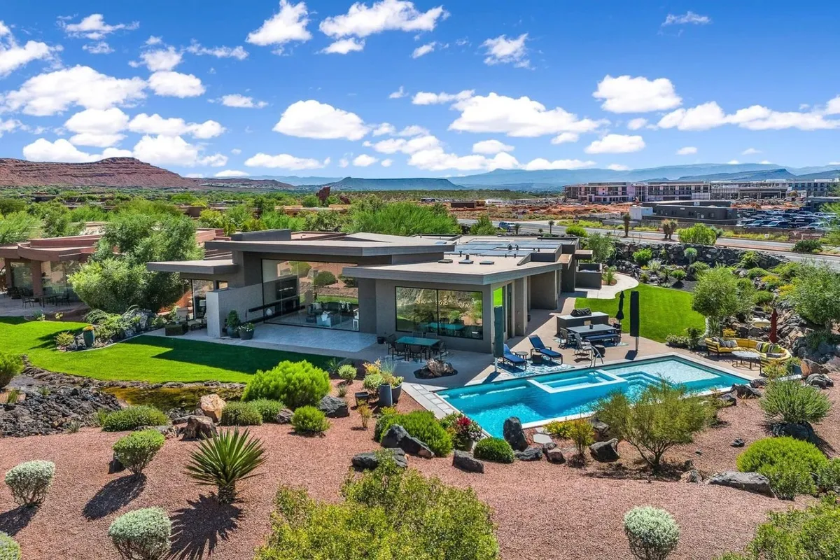 entrada-at-snow-canyon-luxury-homes-st-george.jpg