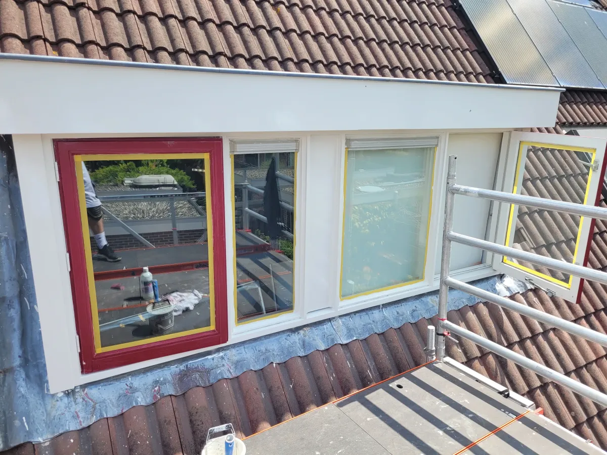 Geschilderd kozijn afgewerkt door 2BoldRocks