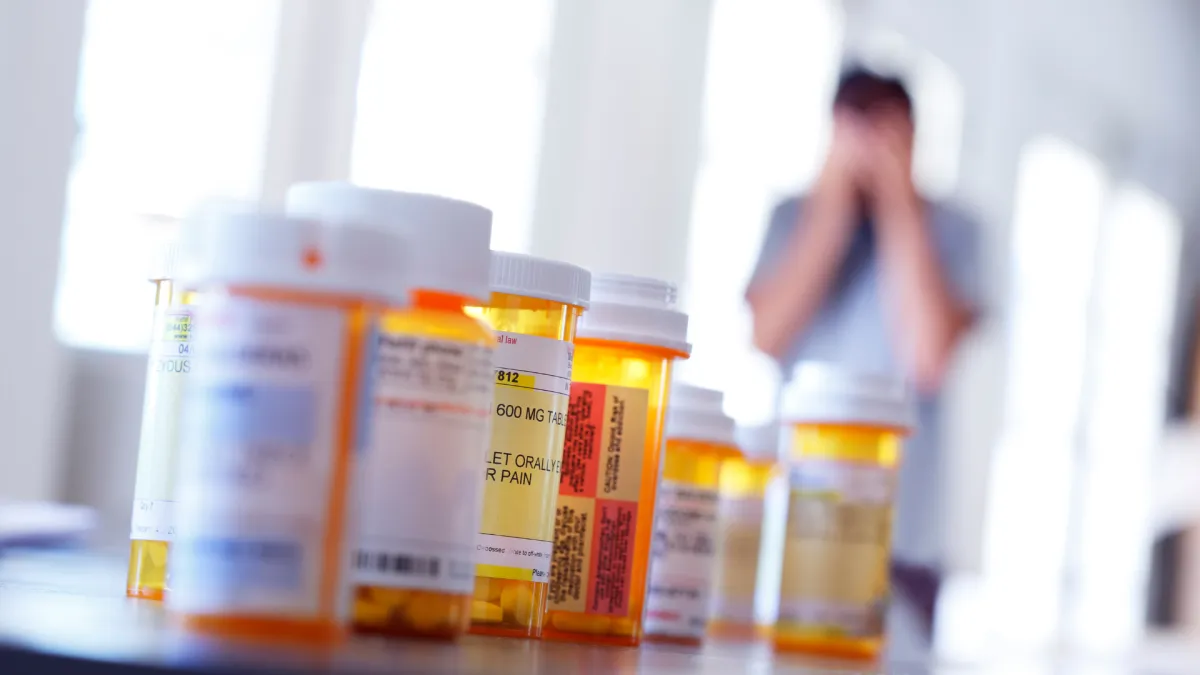 Opiate-Withdrawal-Timeline-Day-by-Day Recovery