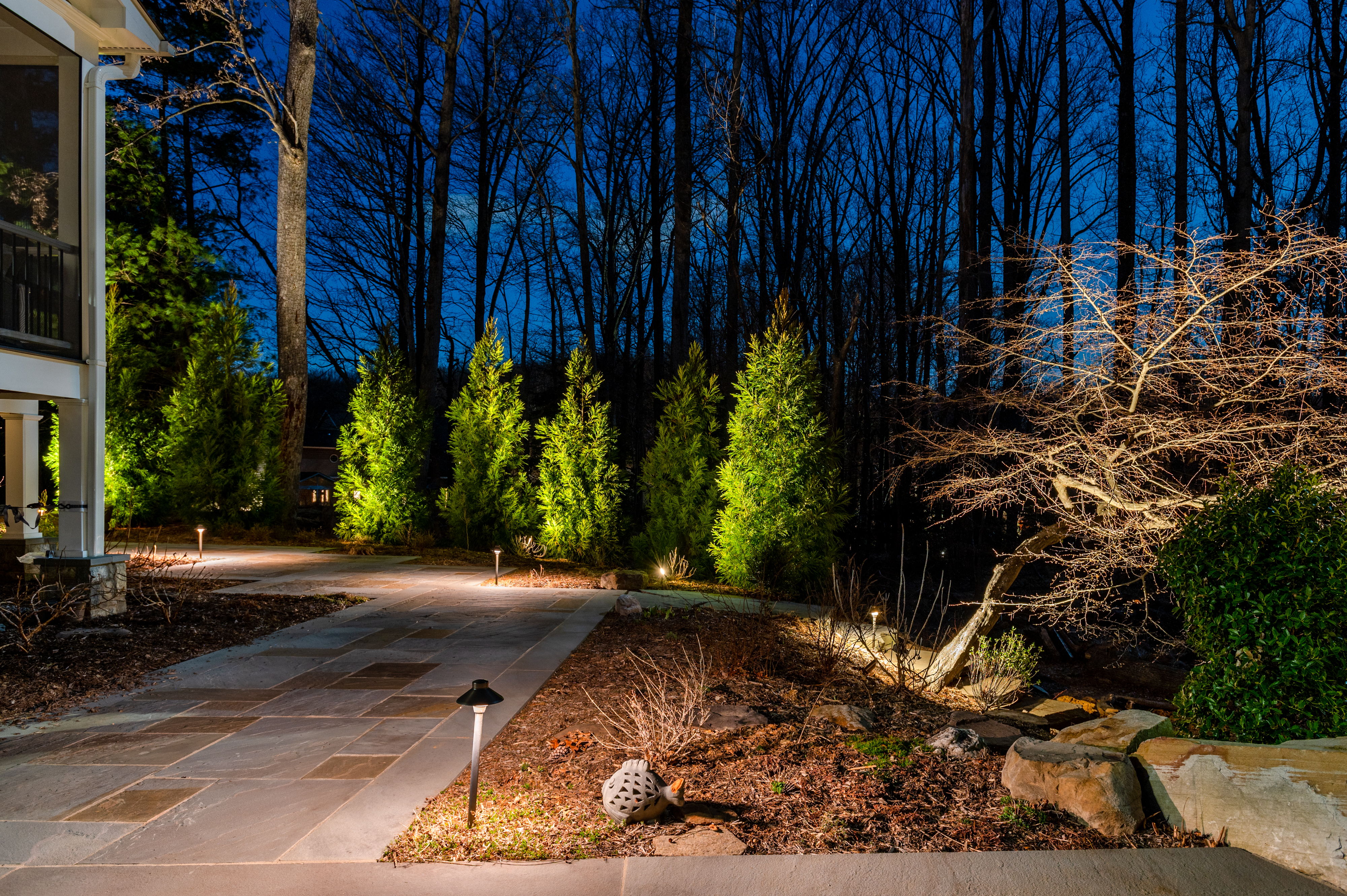 Decorative landscape lighting