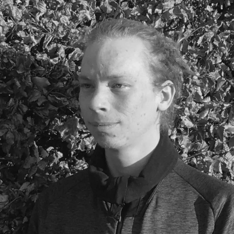 Nicolaj Sørensen – Anlægsgartner og naturteknikker med speciale i biodiversitet og bæredygtige haveløsninger