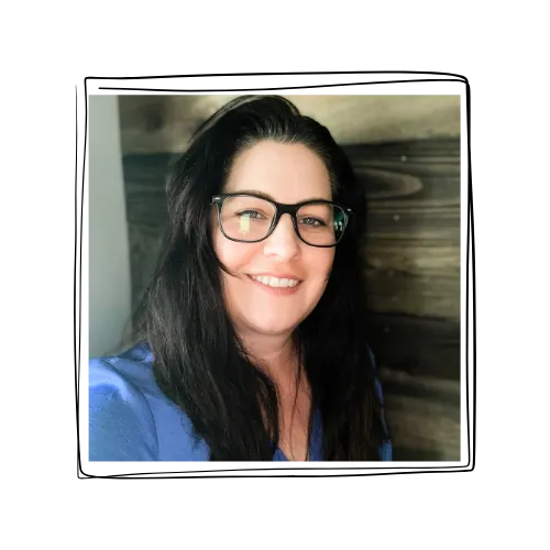 founder of She Profits With Purpose, helping others launch and automate online businesses with done-for-you marketing systems