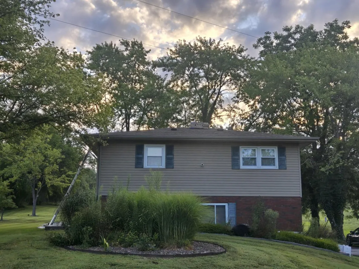 a finished roof in Webster Groves MO