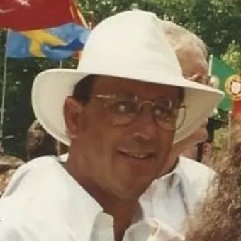Stephen Bayer