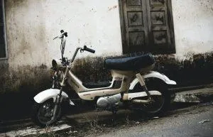 Sangu Skimmer -- stretched in its antique motorcycle-like glory as it stands idle in an alleyway