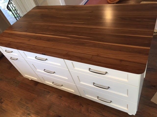 Custom Cabinetry & Cabinet Sales in 