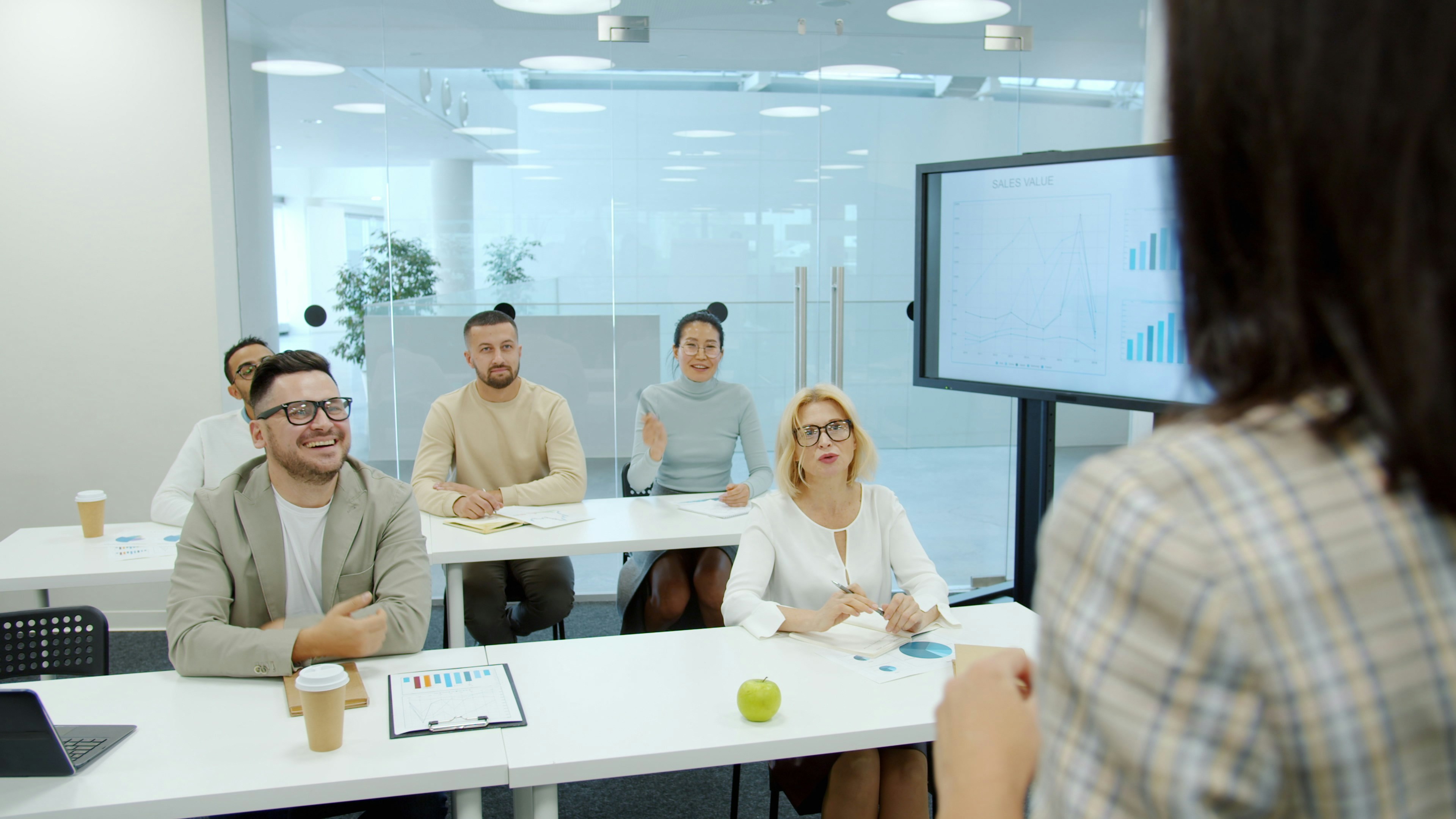 5 Coaching Questions That Will Transform the Way You Approach Speaking Opportunities 